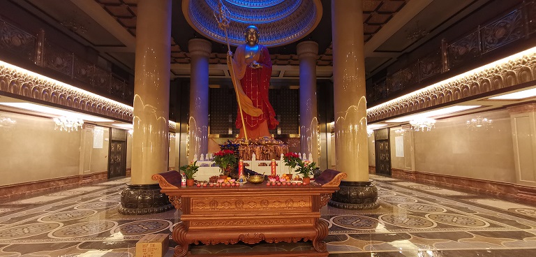 骨灰存放架的智能化就看兩個(gè)要素，操作是否簡(jiǎn)單？管理變得方便？