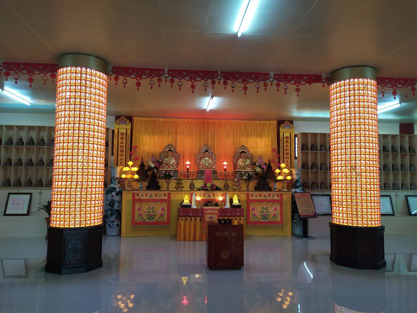 萬佛墻|光明燈塔（柱）的市場(chǎng)需求前景簡要說明